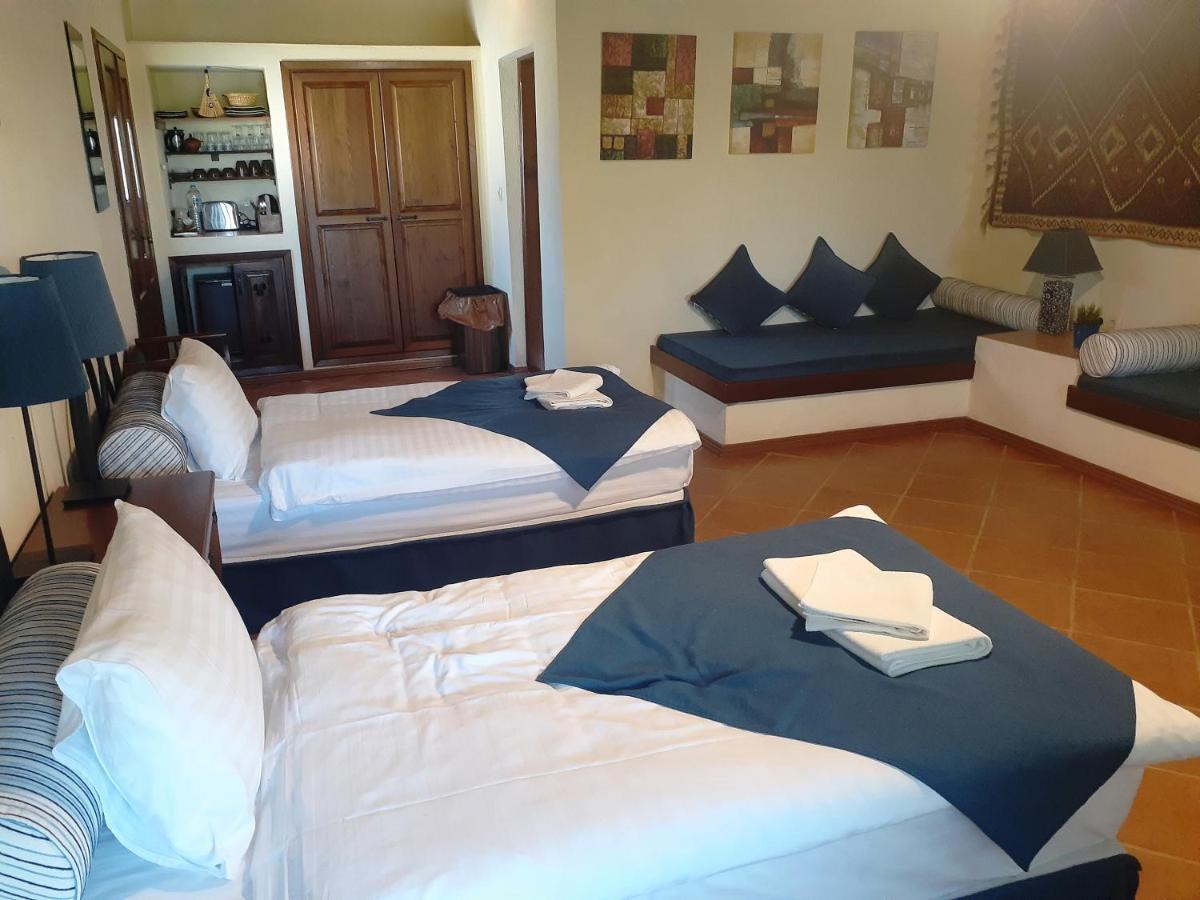 The Gallipoli Houses เอเจลบัท ภายนอก รูปภาพ